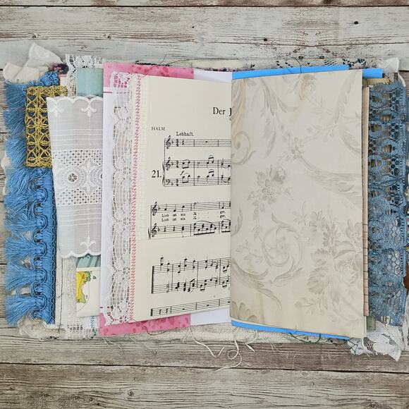 Turquoise Embellished Junk Journal: Flowers, Birds and Butterflies (Love WYD) - Picture 16 of 16